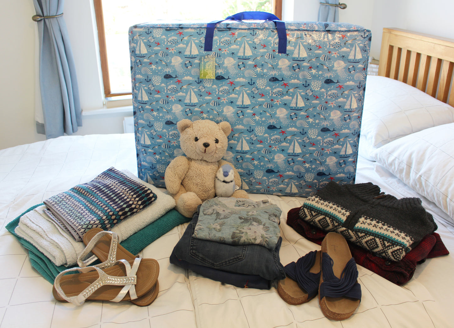 Seaside Print Laundry Storage Bag