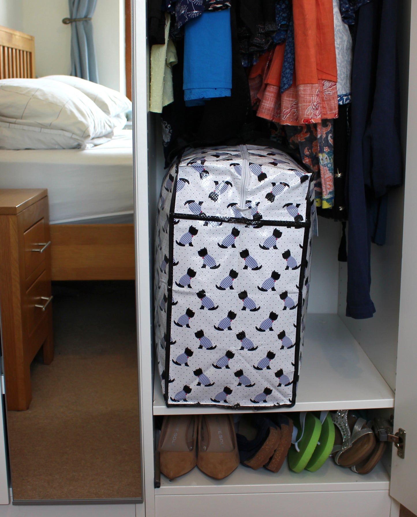 Scotty Dogs Print Laundry Storage Bag
