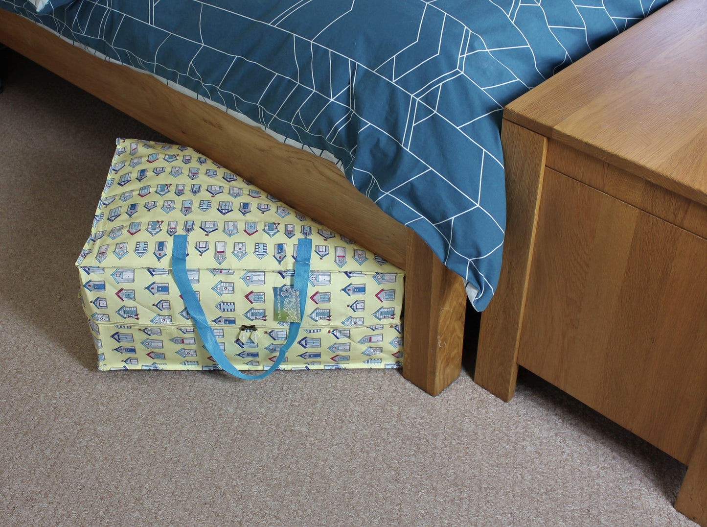 Cream Beach Huts Print Laundry Storage Bag