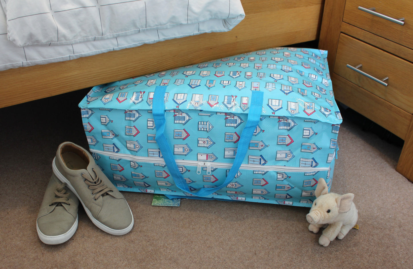Blue Beach Huts Print Laundry Storage Bag